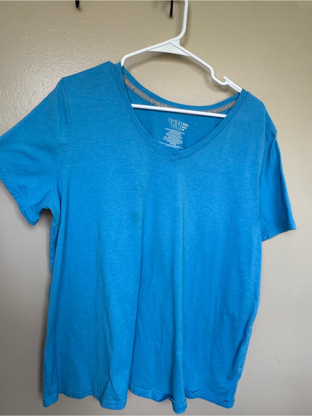 Time and Tru Women’s V-Neck Tee in Turquoise Blue